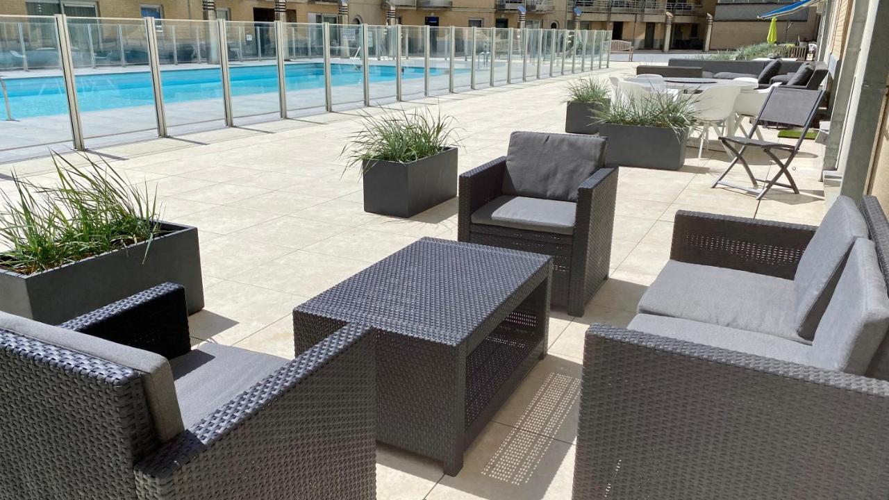 Deluxe Apartment With Shared Pool Ostend Exterior photo